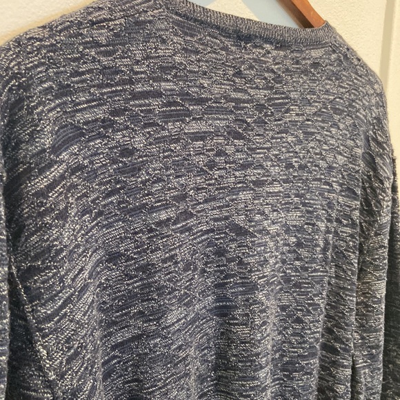 Fellows united V-neck sweater made in India - Picture 11 of 11